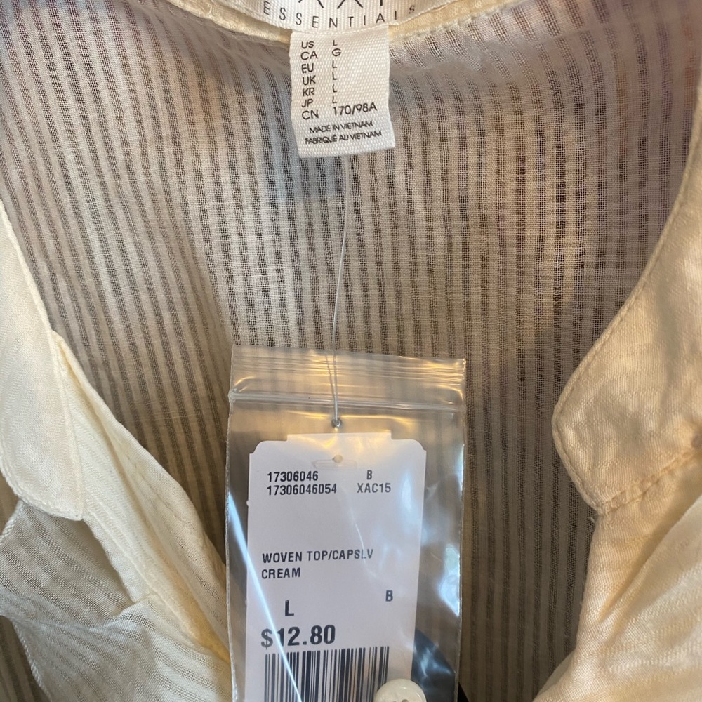 Blouse - Picture 3 of 3